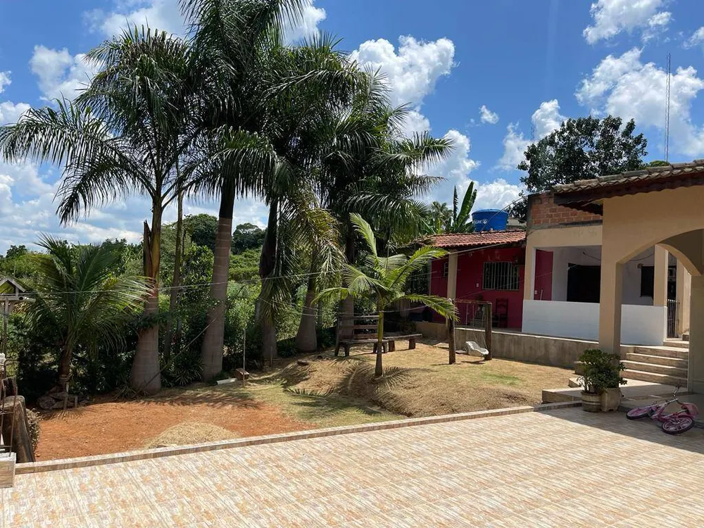 Chácara, 3 quartos, 3400 m² - Foto 1