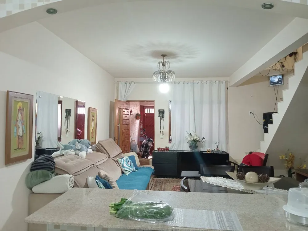 Casa, 3 quartos - Foto 1