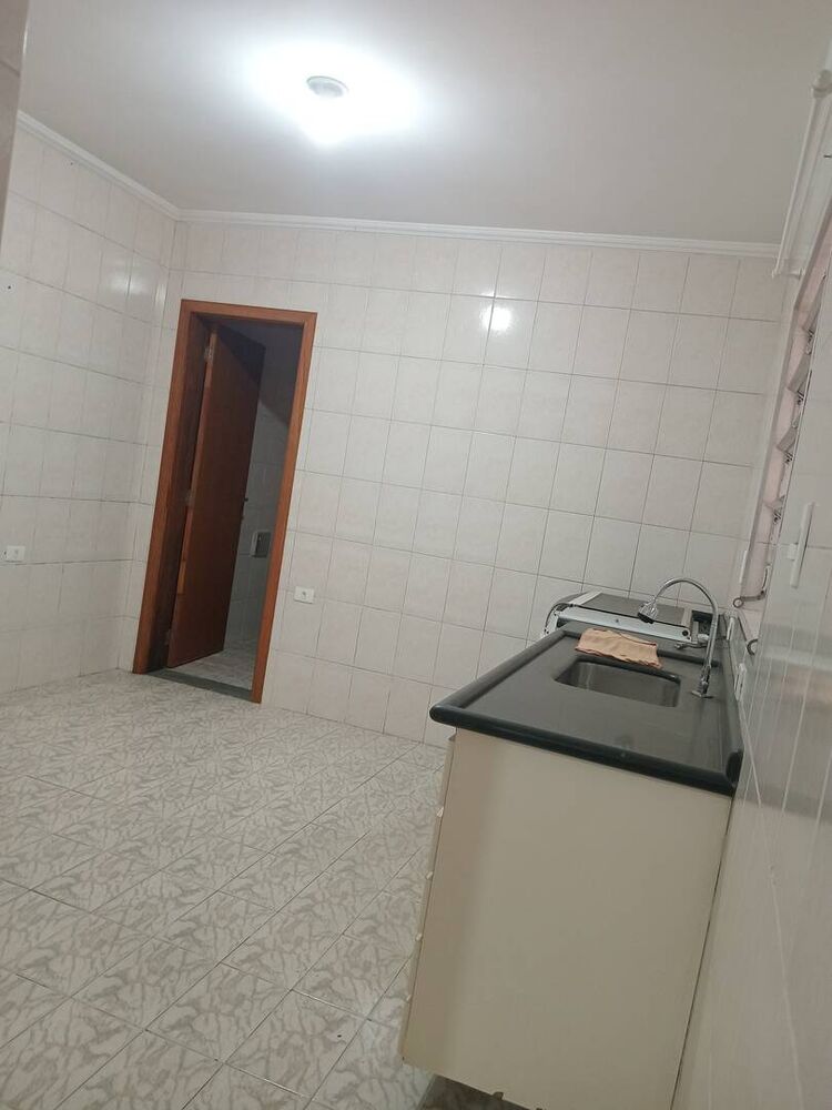 Sobrado à venda e aluguel com 6 quartos, 332m² - Foto 1