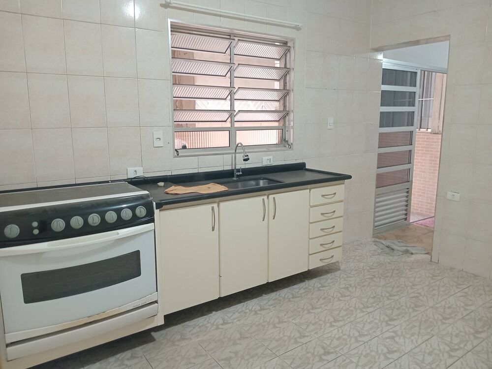 Sobrado à venda e aluguel com 6 quartos, 332m² - Foto 2
