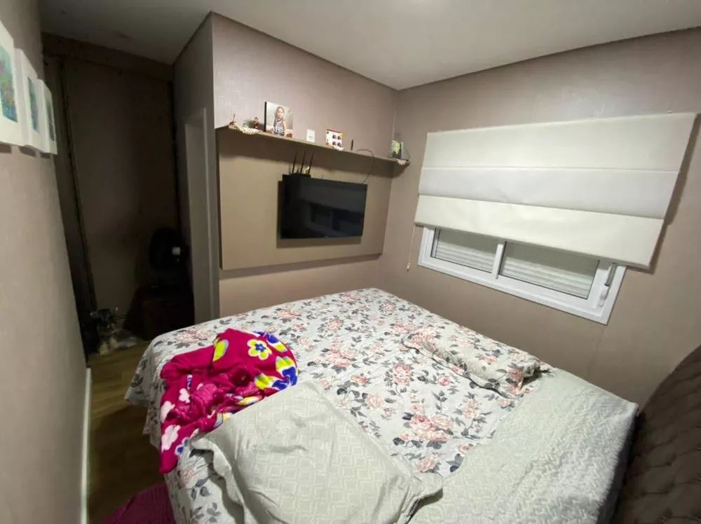 Apartamento à venda com 3 quartos, 237m² - Foto 4