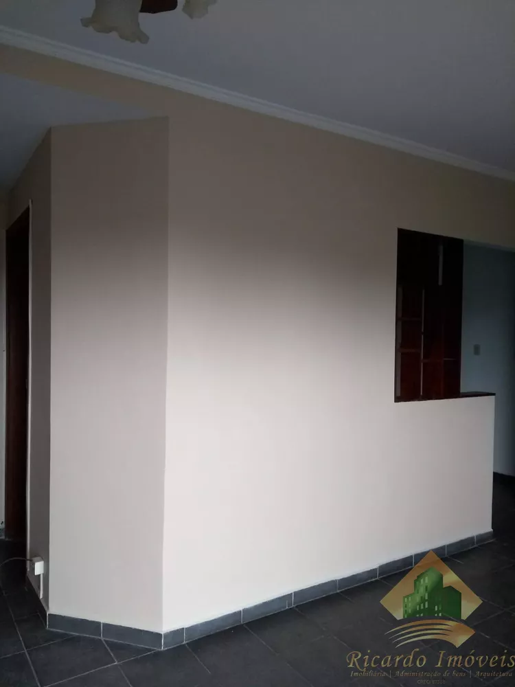 Apartamento à venda com 2 quartos, 80m² - Foto 3