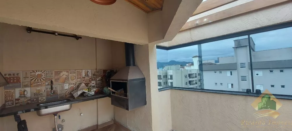 Apartamento à venda com 2 quartos, 121m² - Foto 1