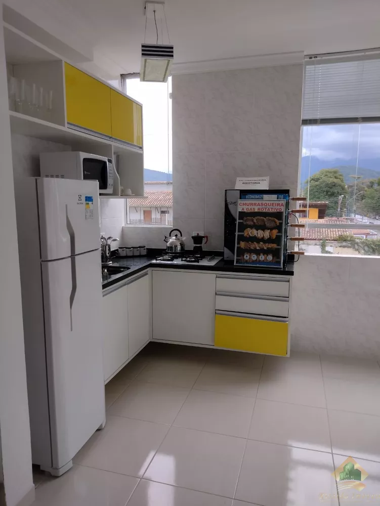 Apartamento à venda com 2 quartos, 65m² - Foto 3