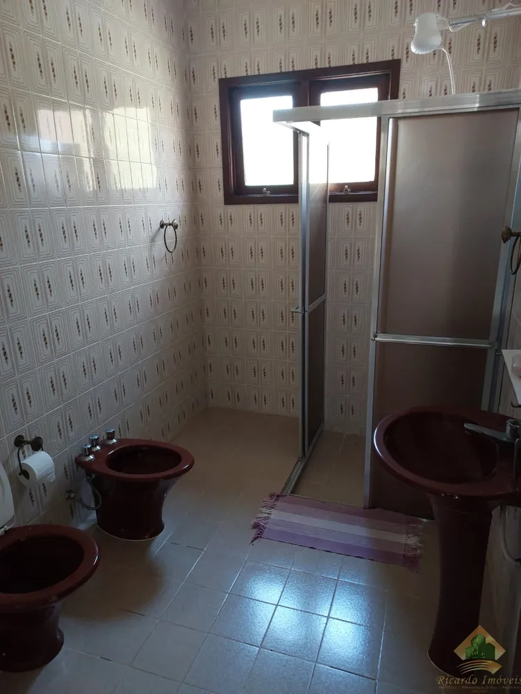 Casa, 3 quartos, 213 m² - Foto 3