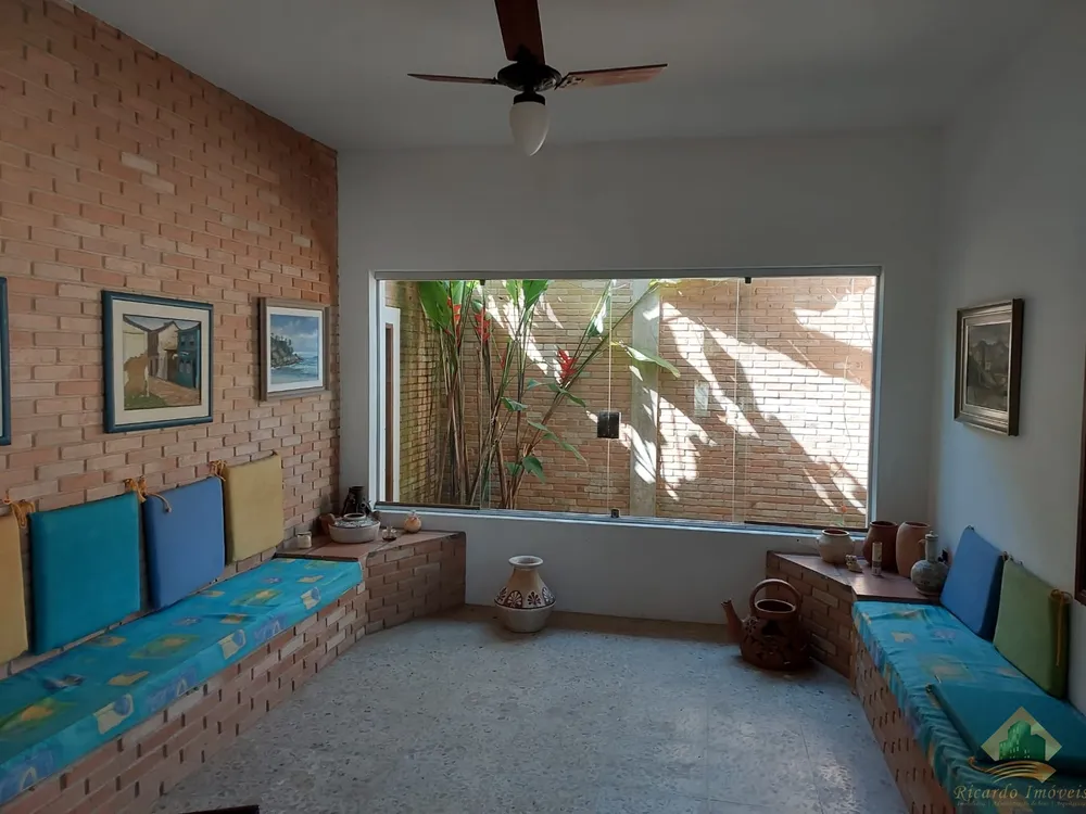 Casa, 3 quartos, 213 m² - Foto 1