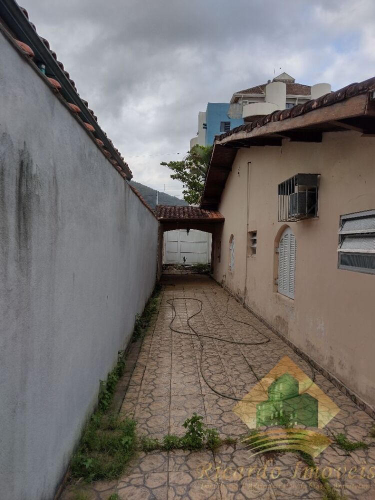 Casa, 4 quartos, 155 m² - Foto 1