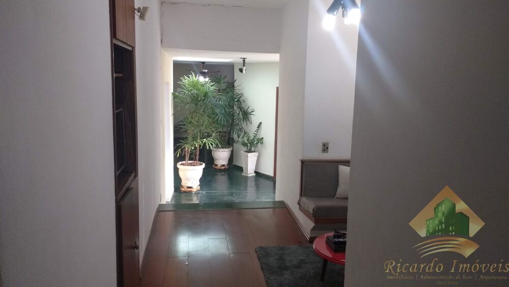 Casa, 4 quartos, 288 m² - Foto 4