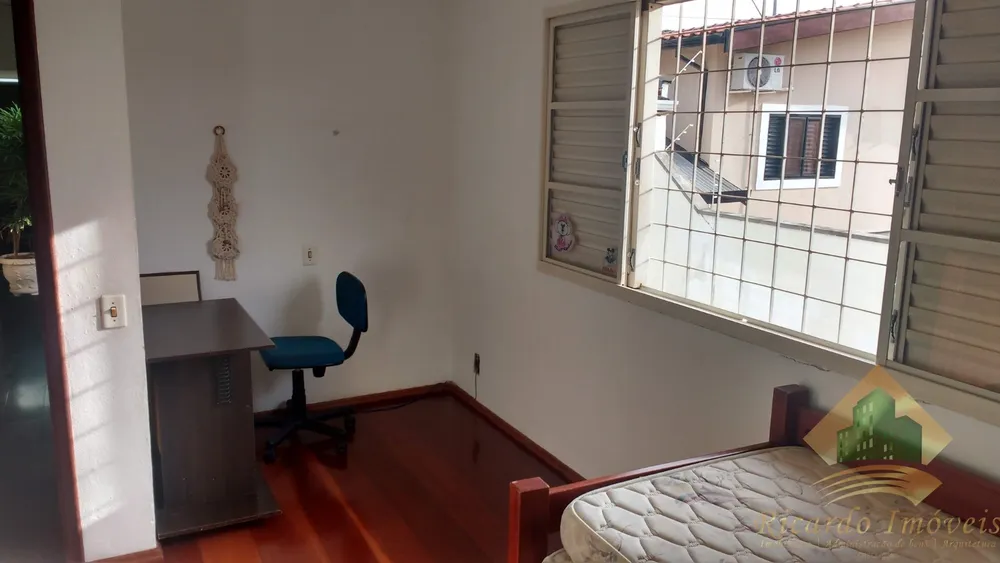 Casa, 4 quartos, 288 m² - Foto 23