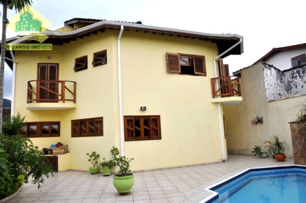 Casa, 6 quartos, 375 m² - Foto 3