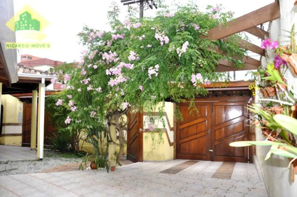 Casa, 6 quartos, 375 m² - Foto 3
