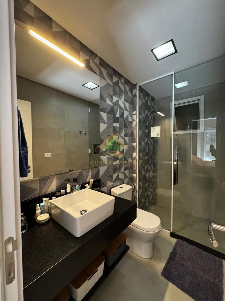 Apartamento à venda com 3 quartos, 179m² - Foto 13