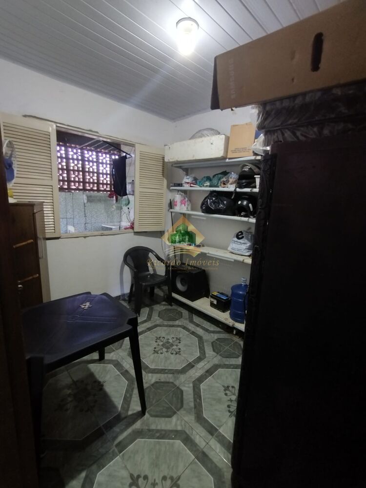Casa, 4 quartos, 169 m² - Foto 1