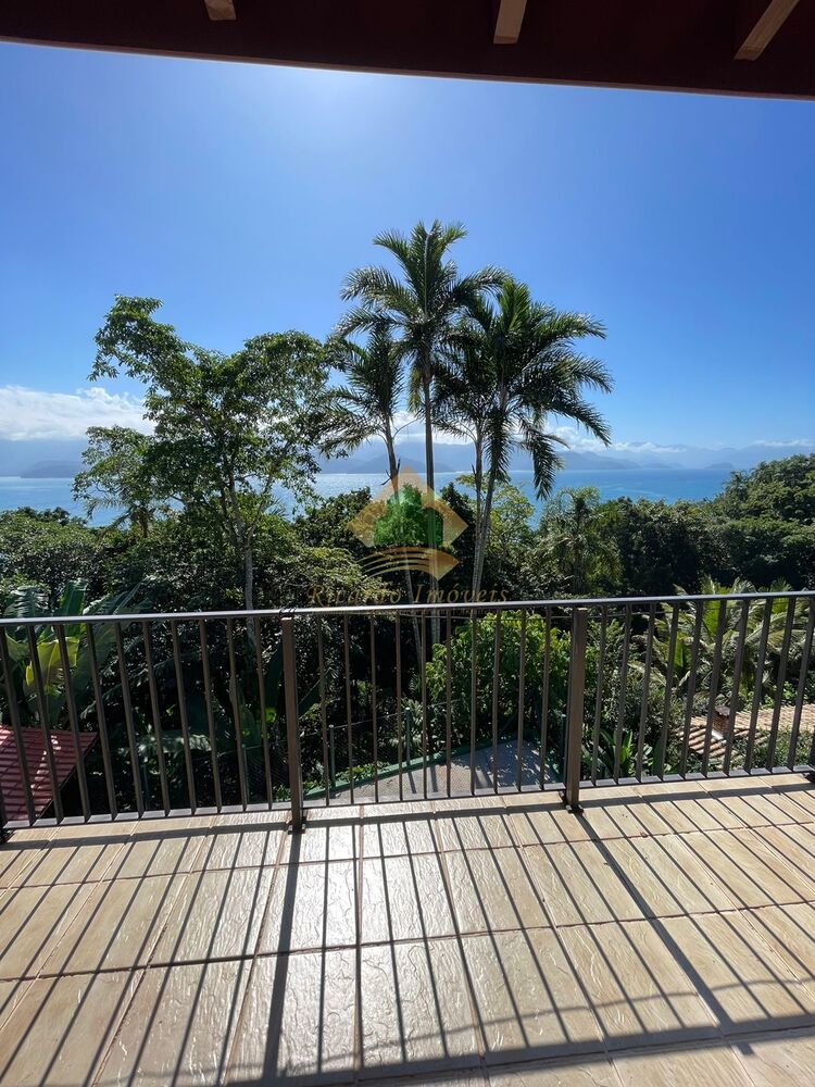 Casa, 3 quartos, 227 m² - Foto 1