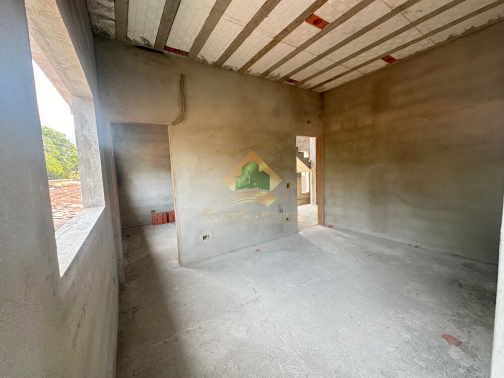 Casa à venda com 4 quartos, 320m² - Foto 10