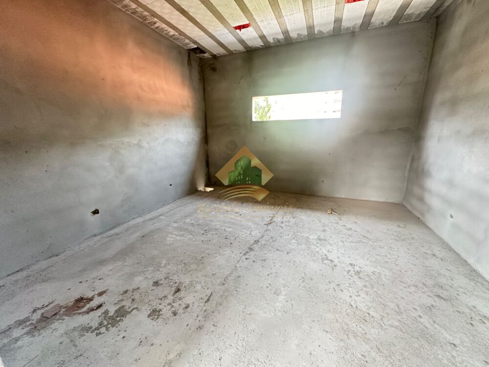 Casa à venda com 4 quartos, 320m² - Foto 18