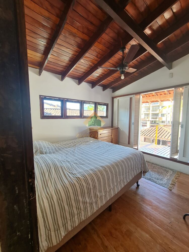 Casa à venda com 5 quartos, 181m² - Foto 16