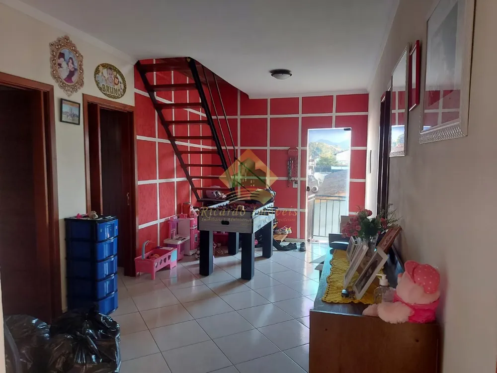 Casa, 5 quartos, 325 m² - Foto 9
