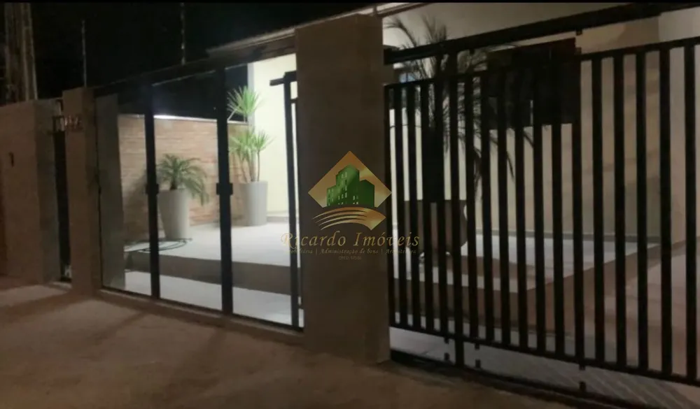 Casa, 3 quartos, 180 m² - Foto 2