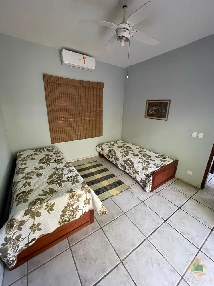 Casa, 3 quartos, 180 m² - Foto 2