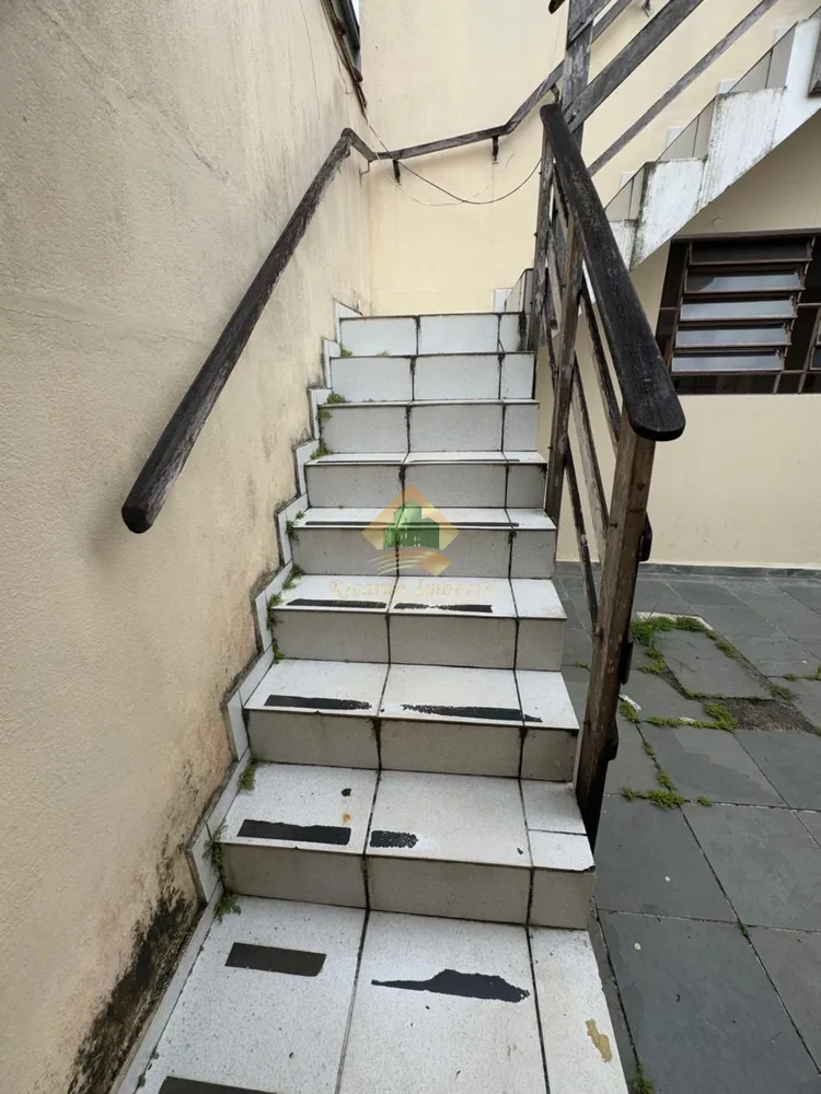 Casa, 5 quartos, 210 m² - Foto 13
