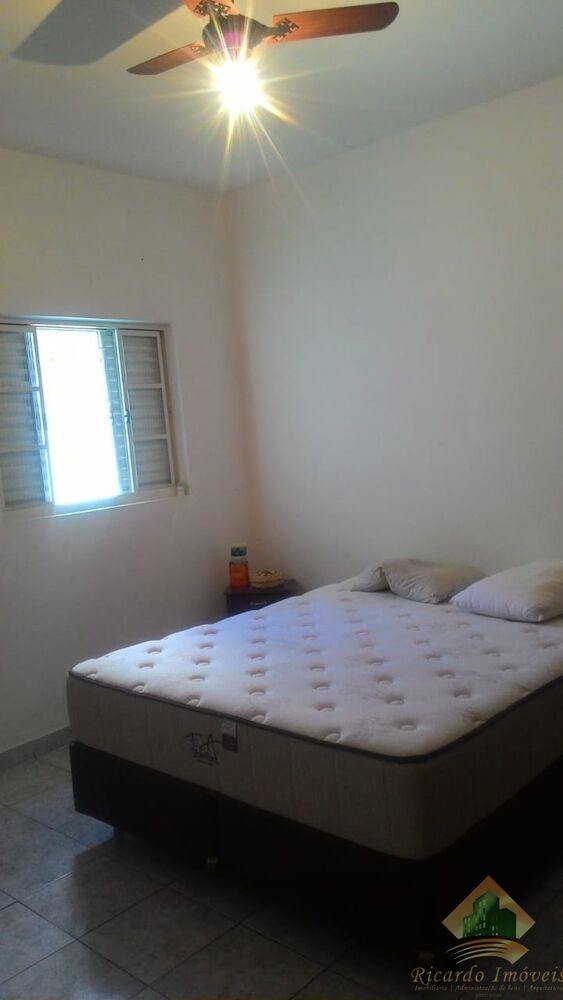 Sobrado à venda com 4 quartos, 192m² - Foto 2