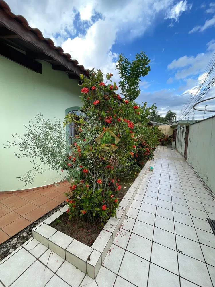 Casa, 3 quartos, 214 m² - Foto 4