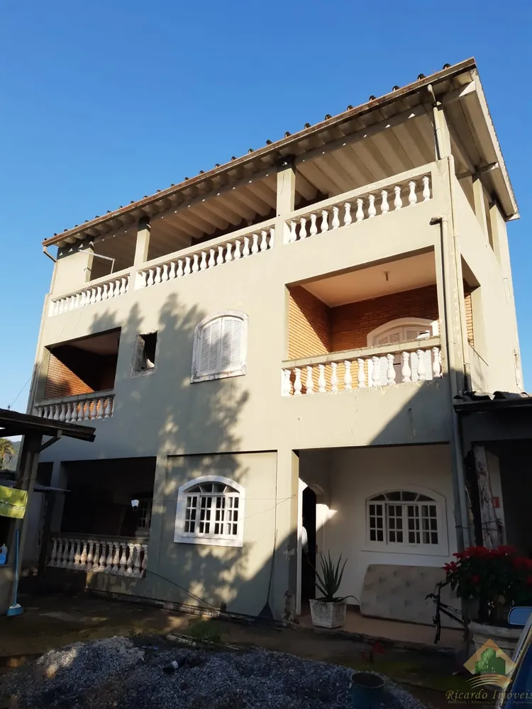 Casa, 5 quartos, 260 m² - Foto 2
