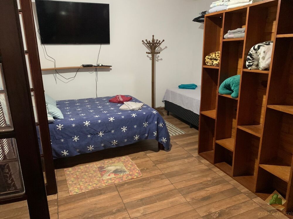 Casa, 4 quartos, 200 m² - Foto 4