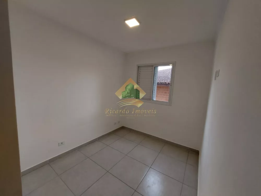 Apartamento à venda com 2 quartos, 67m² - Foto 4