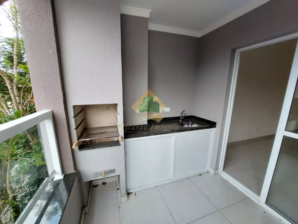 Apartamento à venda com 2 quartos, 67m² - Foto 3