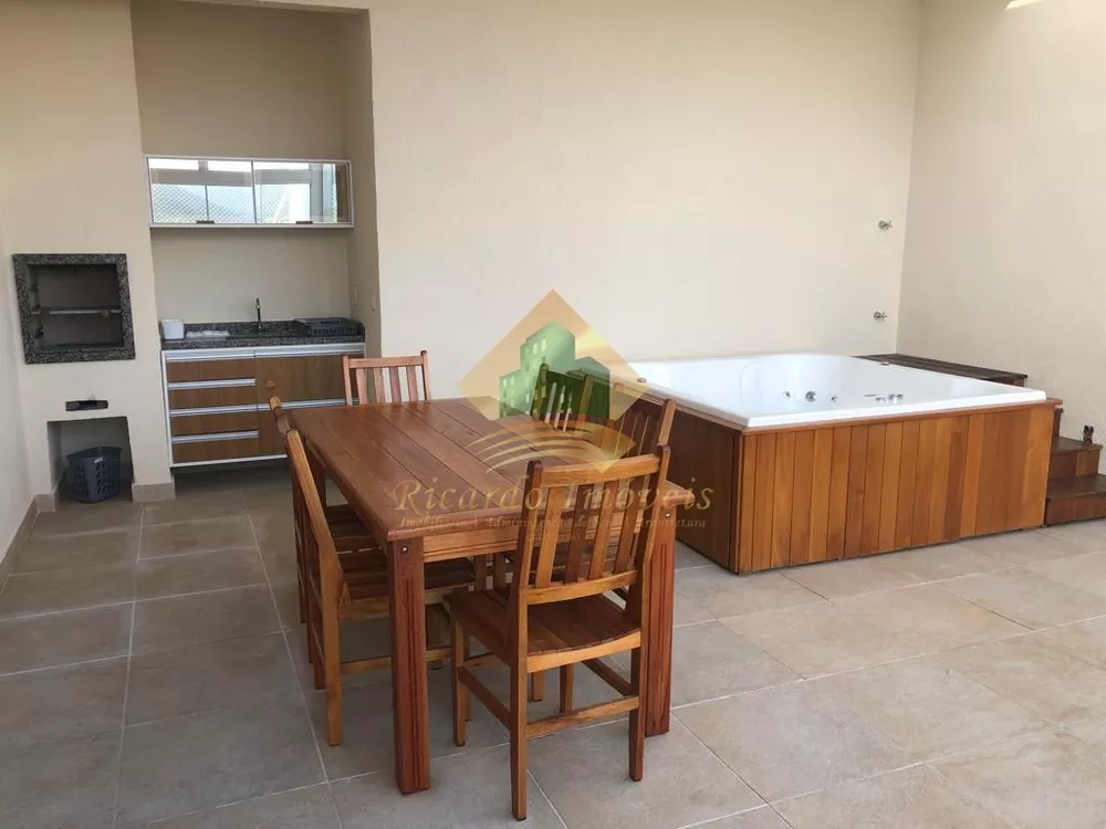 Apartamento à venda com 3 quartos, 150m² - Foto 1