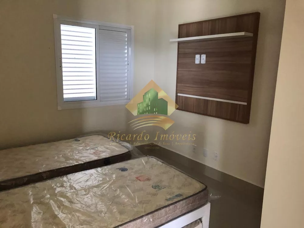 Apartamento à venda com 3 quartos, 150m² - Foto 2