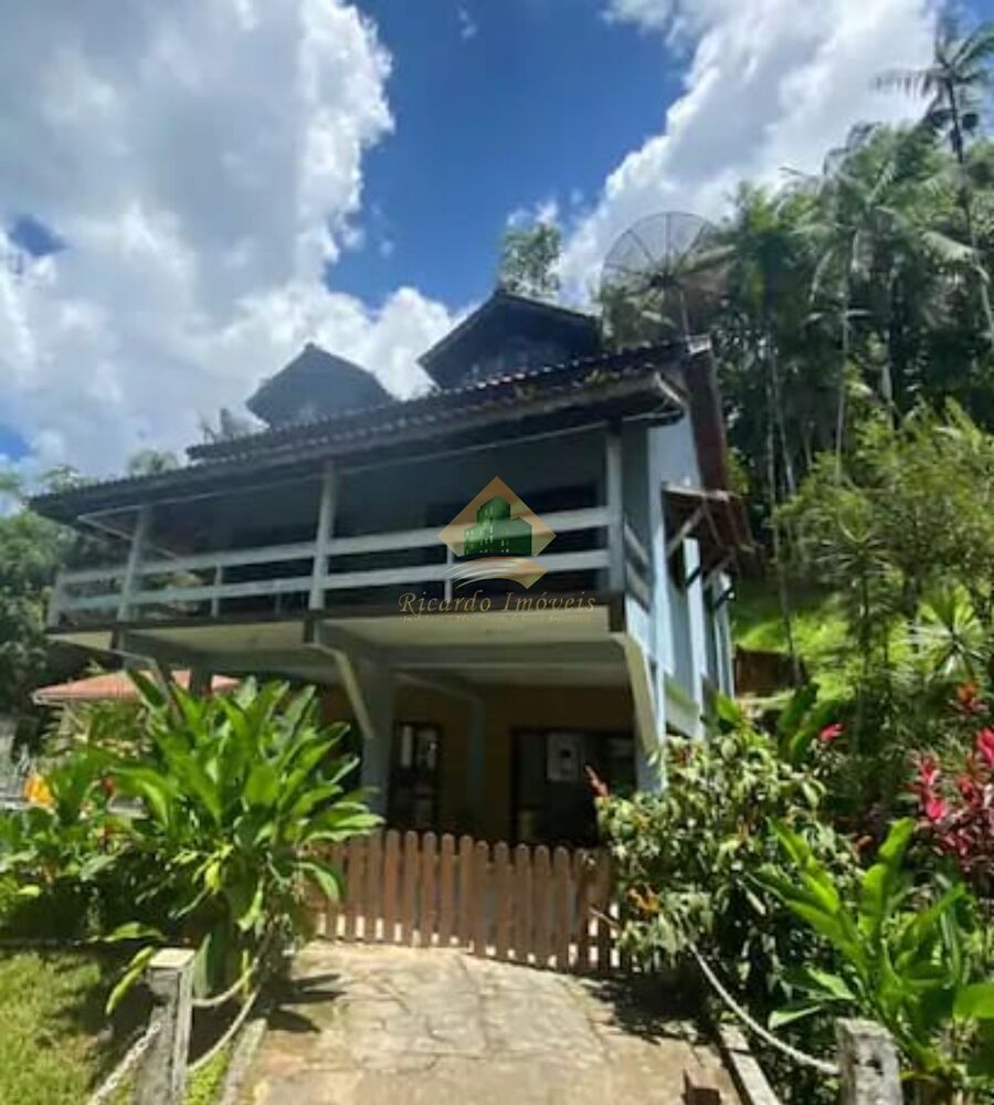 Casa à venda com 2 quartos, 380m² - Foto 1