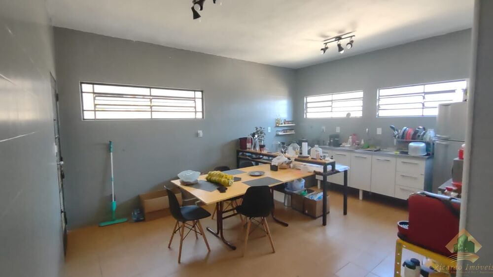 Casa, 3 quartos, 250 m² - Foto 12