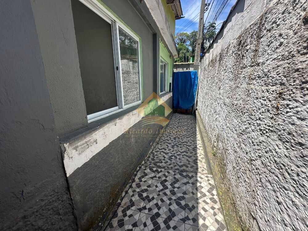 Casa à venda com 2 quartos, 155m² - Foto 4