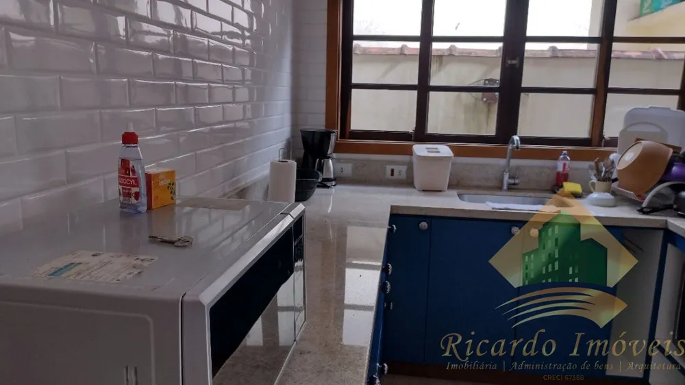 Casa, 3 quartos, 228 m² - Foto 3