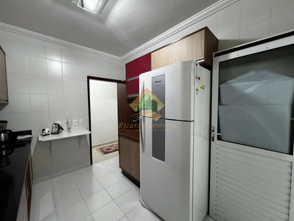 Apartamento, 3 quartos, 130 m² - Foto 4