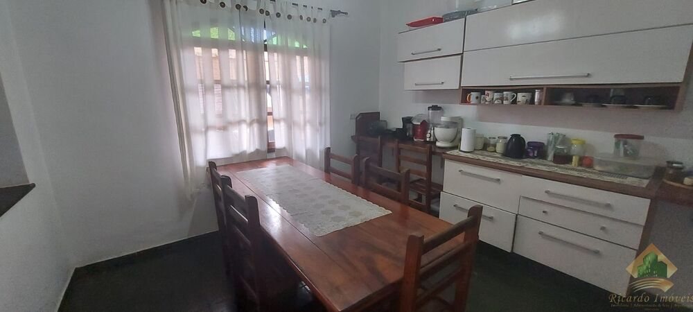 Sobrado, 2 quartos, 340 m² - Foto 1