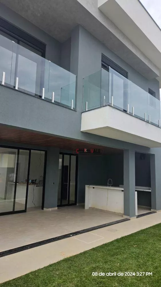 Sobrado à venda com 3 quartos, 253m² - Foto 3