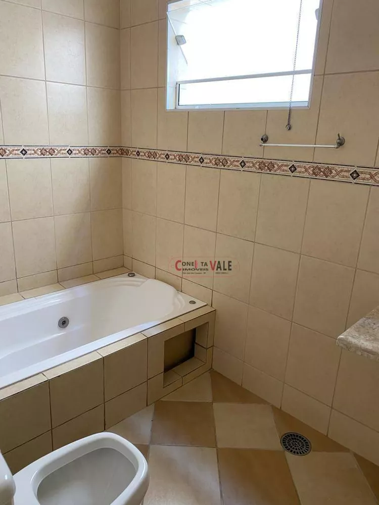 Casa, 3 quartos, 190 m² - Foto 4