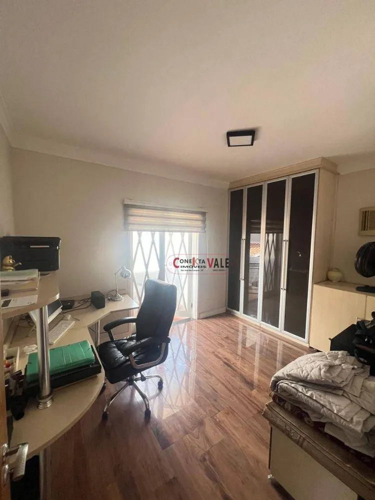 Casa, 4 quartos, 250 m² - Foto 8
