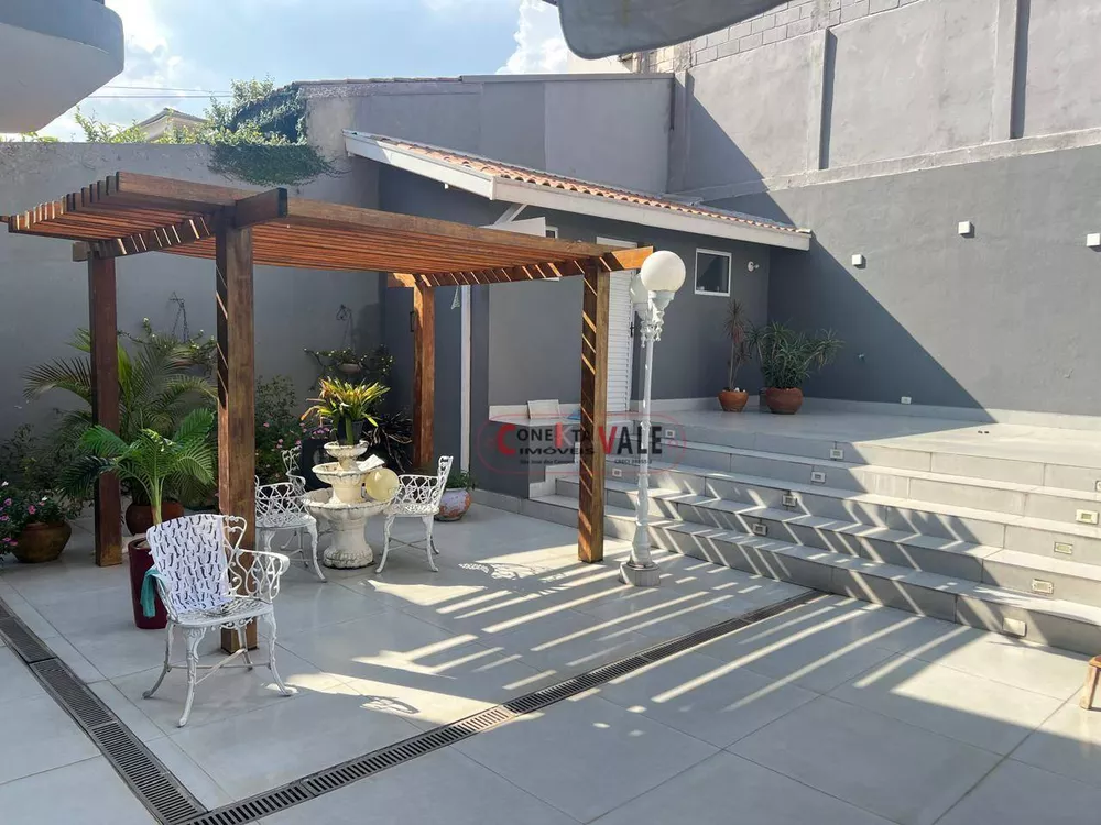 Casa, 4 quartos, 250 m² - Foto 4