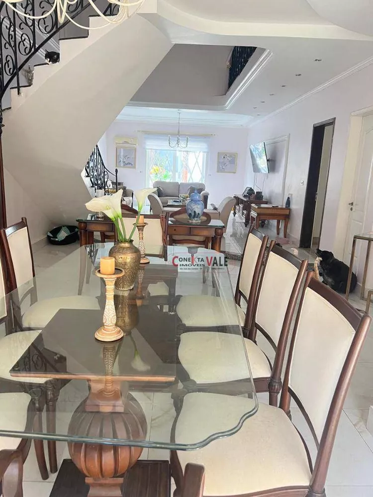 Casa, 4 quartos, 250 m² - Foto 1