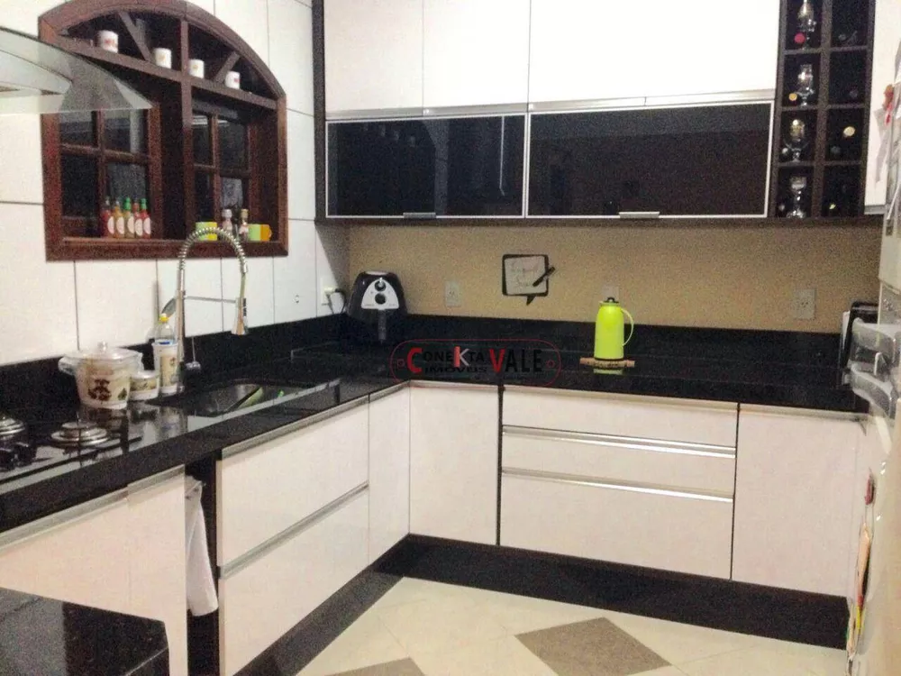 Casa, 3 quartos, 104 m² - Foto 2
