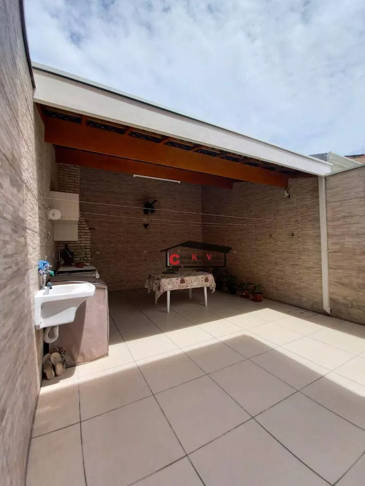 Sobrado, 4 quartos, 188 m² - Foto 1