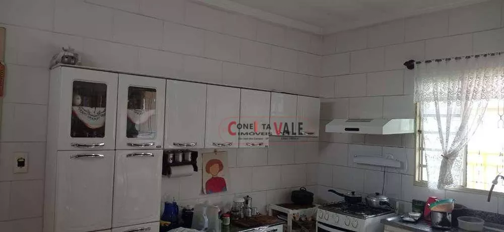 Casa, 4 quartos, 250 m² - Foto 1