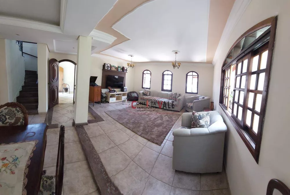 Sobrado, 3 quartos, 200 m² - Foto 1