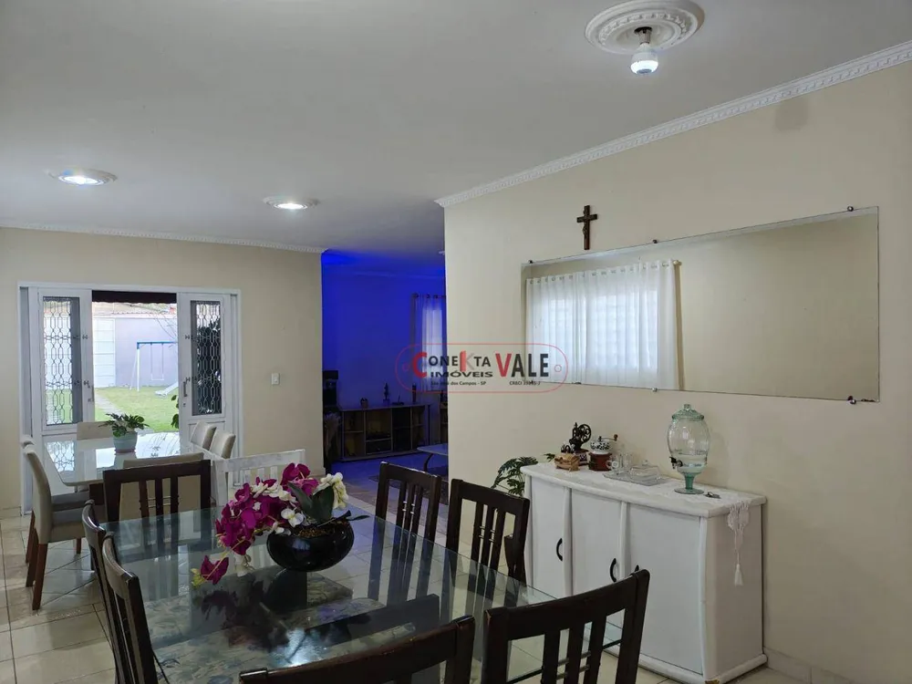 Casa, 4 quartos, 320 m² - Foto 1
