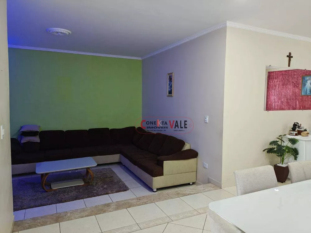 Casa, 4 quartos, 320 m² - Foto 1